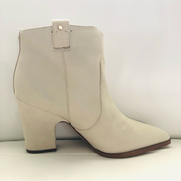 Sam Edelman Neomi Cream Pull-on Booties Sz 8 - Picture 3 of 15